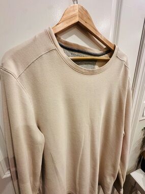 Banana Republic Men's Beige Crewneck Waffle Knit Thermal Long Sleeve